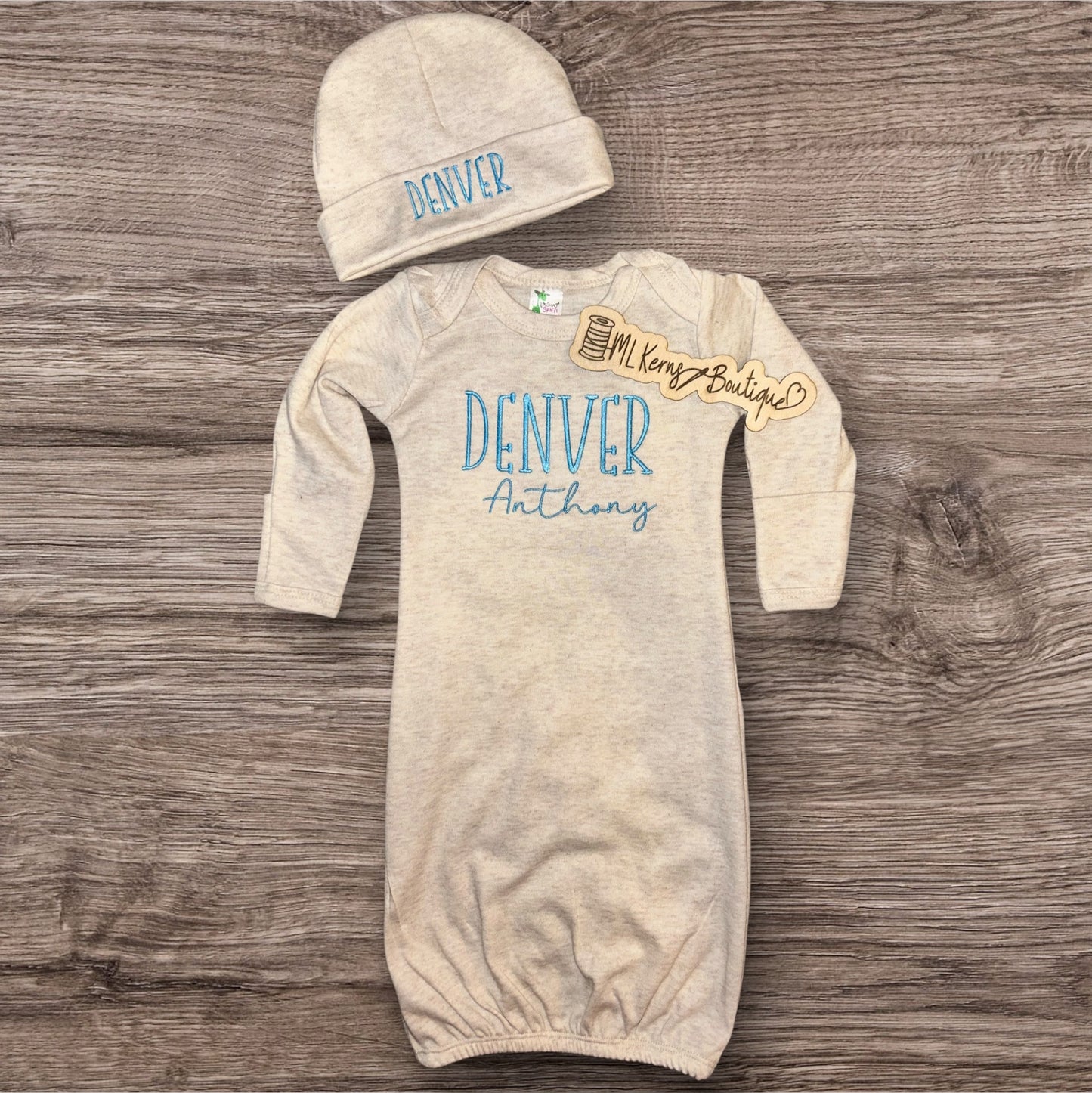 baby name gown & hat