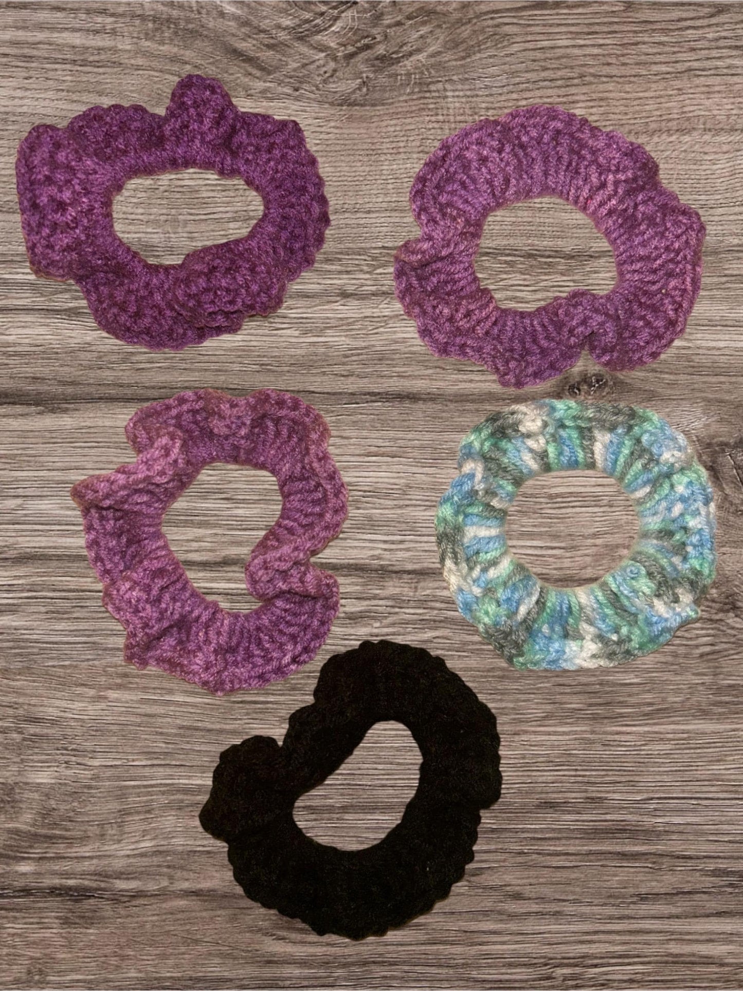 Crocheted hair tie